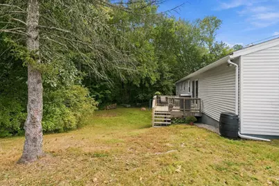 418 Millville Rd, Uxbridge, MA 01569 - Photo 2