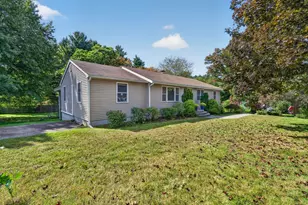 12 Sunset, Derry, NH 03038 - Photo 2
