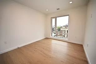 457 W Broadway, Boston, MA 02127 - Photo 8