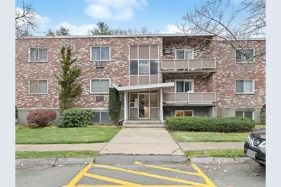 60 Lionel Ave #B, Waltham, MA 02452 - Photo 2