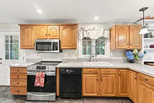 26 Sunset Dr, Douglas, MA 01516 - Photo 10