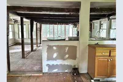 279 Oldham St, Pembroke, MA 02359 - Photo 8