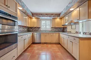 39 Waterford Dr, Worcester, MA 01602 - Photo 6