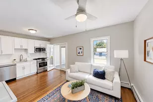 836 Canterbury St, Boston, MA 02131 - Photo 4