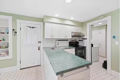 98 Bellevue Ave, Springfield, MA 01108 - Photo 20