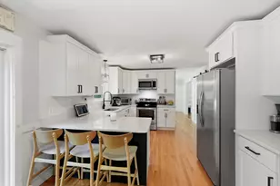 6 Rhonda Rheault Dr, Oxford, MA 01540 - Photo 6