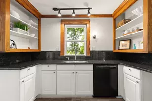 2501 Centre St, Boston, MA 02132 - Photo 14