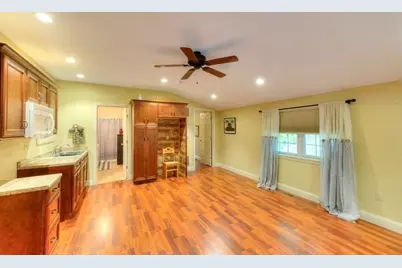 352 Lake Ave., Worcester, MA 01604 - Photo 22
