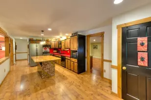 352 Lake Ave, Worcester, MA 01604 - Photo 4