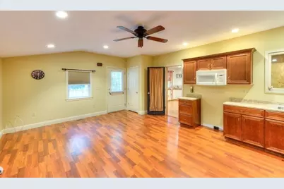 352 Lake Ave., Worcester, MA 01604 - Photo 24