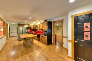 352 Lake Ave, Worcester, MA 01604 - Photo 4