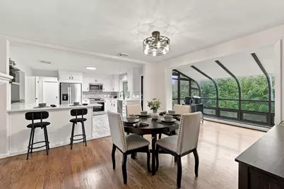 17 Oakridge St, Ludlow, MA 01056 - Photo 2