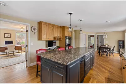 8 Greybirch Rd, Andover, MA 01810 - Photo 16