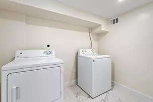 107 Woodley Ave, Boston, MA 02132 - Photo 28