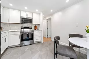 107 Woodley Ave, Boston, MA 02132 - Photo 12