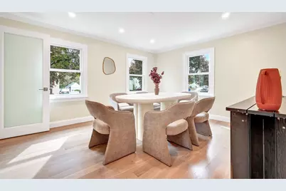 107 Woodley Ave, Boston, MA 02132 - Photo 8