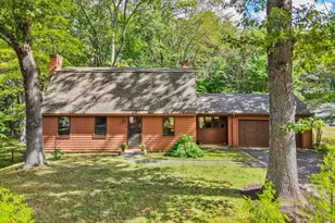 8 Ethelyn Cir, Maynard, MA 01754 - Photo 2