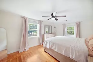 856 Newport Ave, Attleboro, MA 02703 - Photo 18