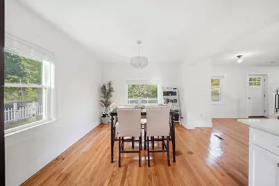856 Newport Ave, Attleboro, MA 02703 - Photo 8