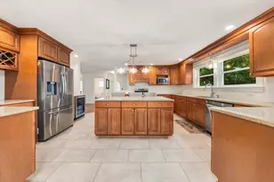 276 East St, Hingham, MA 02043 - Photo 10