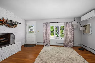 3 Vine St, Webster, MA 01570 - Photo 6