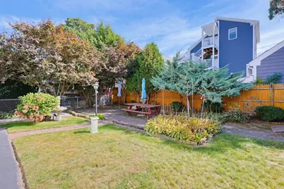 16 Kearney St, Malden, MA 02148 - Photo 4
