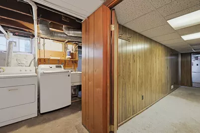 16 Kearney St, Malden, MA 02148 - Photo 36