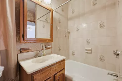 16 Kearney St, Malden, MA 02148 - Photo 14