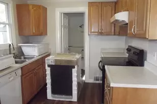 27 Elizabeth St, Lunenburg, MA 01462 - Photo 16