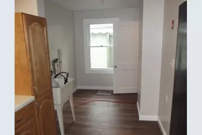 27 Elizabeth St, Lunenburg, MA 01462 - Photo 14