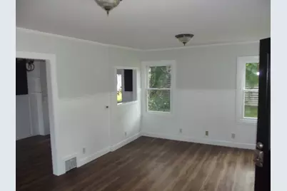 27 Elizabeth St, Lunenburg, MA 01462 - Photo 10