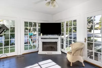 33 Ninth Ave, Haverhill, MA 01830 - Photo 16