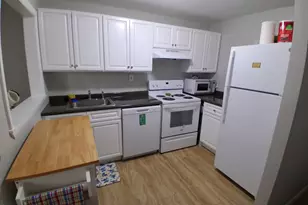 18 Washington St, Plainville, MA 02762 - Photo 2