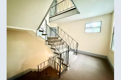 2 Arlington St #22, Cambridge, MA 02140 - Photo 32