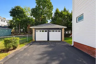 12 Kearney St, Malden, MA 02148 - Photo 2