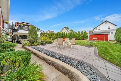 32 Robert Rd, Revere, MA 02151 - Photo 4