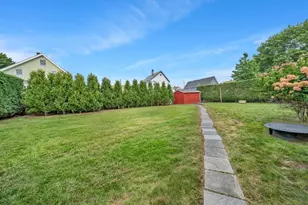 32 Robert Rd, Revere, MA 02151 - Photo 8