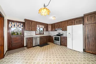 32 Robert Rd, Revere, MA 02151 - Photo 14