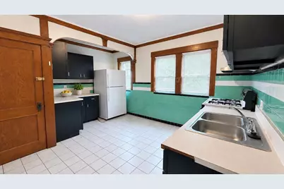51 Dearborn St #1, Medford, MA 02155 - Photo 1