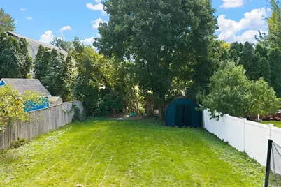 861 Pleasant St, Attleboro, MA 02703 - Photo 22