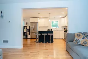 332 Monponsett St, Hanson, MA 02341 - Photo 10