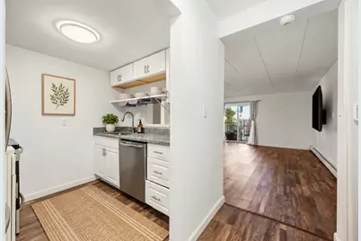 14 Boston St #1A, Somerville, MA 02143 - Photo 14