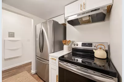 14 Boston St #1A, Somerville, MA 02143 - Photo 12
