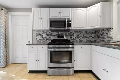 17-1/2 Pierce Ave. #17-1/2, Beverly, MA 01915 - Photo 10