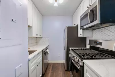 129 Lowell Street #4, Peabody, MA 01960 - Photo 8