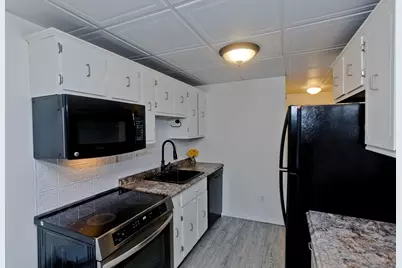 80 Damon Rd #8206, Northampton, MA 01060 - Photo 10
