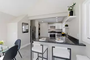 15 S Fairview St, Boston, MA 02131 - Photo 8