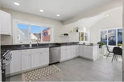15 S Fairview St #3, Boston, MA 02131 - Photo 10