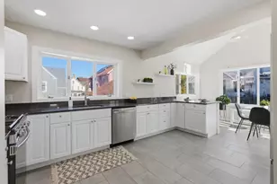 15 S Fairview St, Boston, MA 02131 - Photo 10