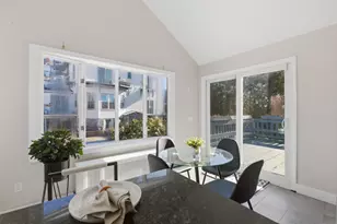 15 S Fairview St, Boston, MA 02131 - Photo 12